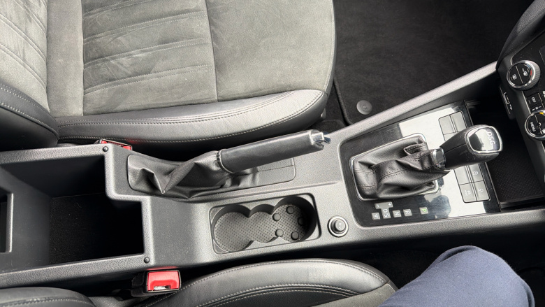 Skoda Octavia 2.0 TDI CR SE L 5dr DSG [7 speed] Diesel Estate